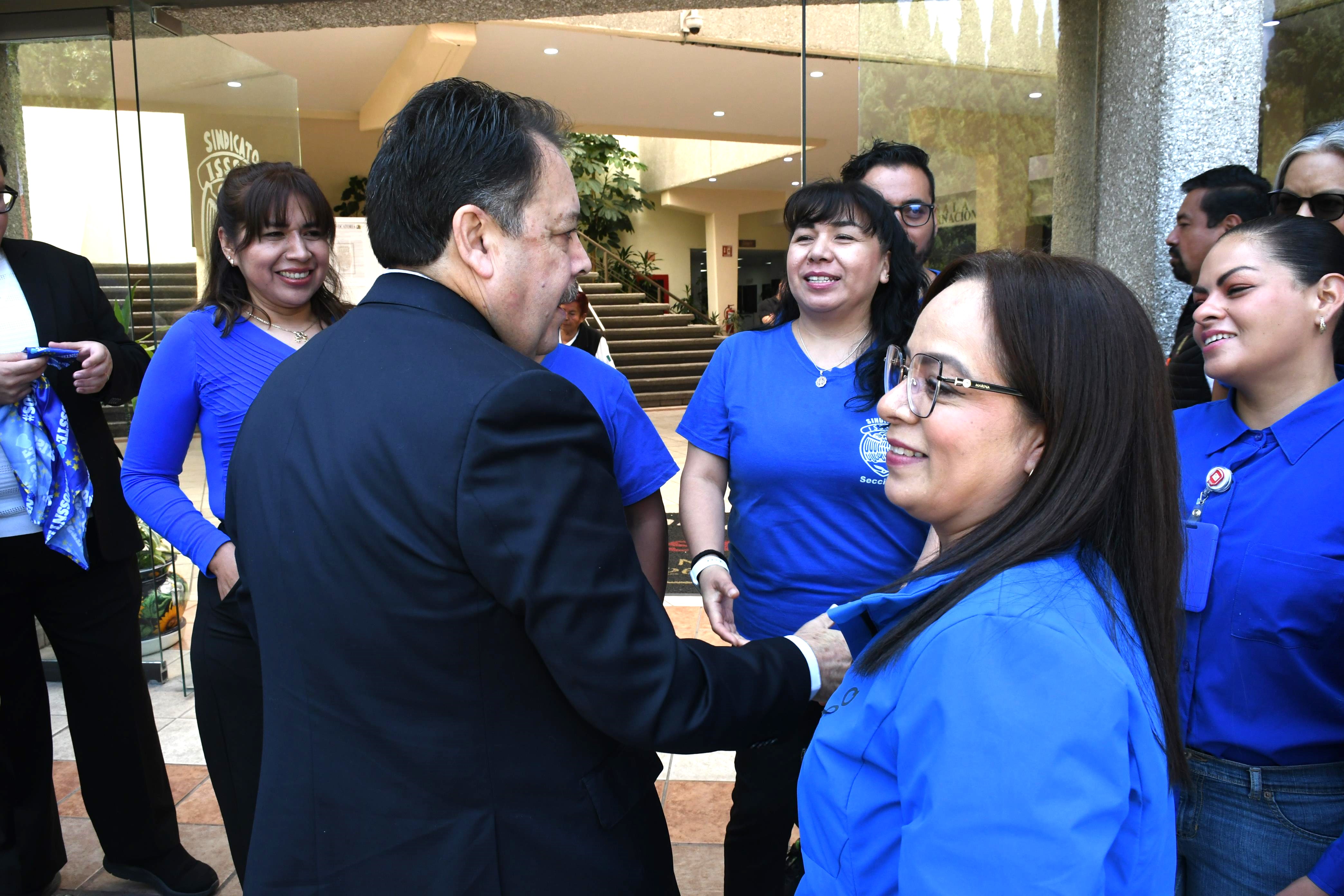  Vista de compañeros de la Sección V, CMN “20 de Noviembre”